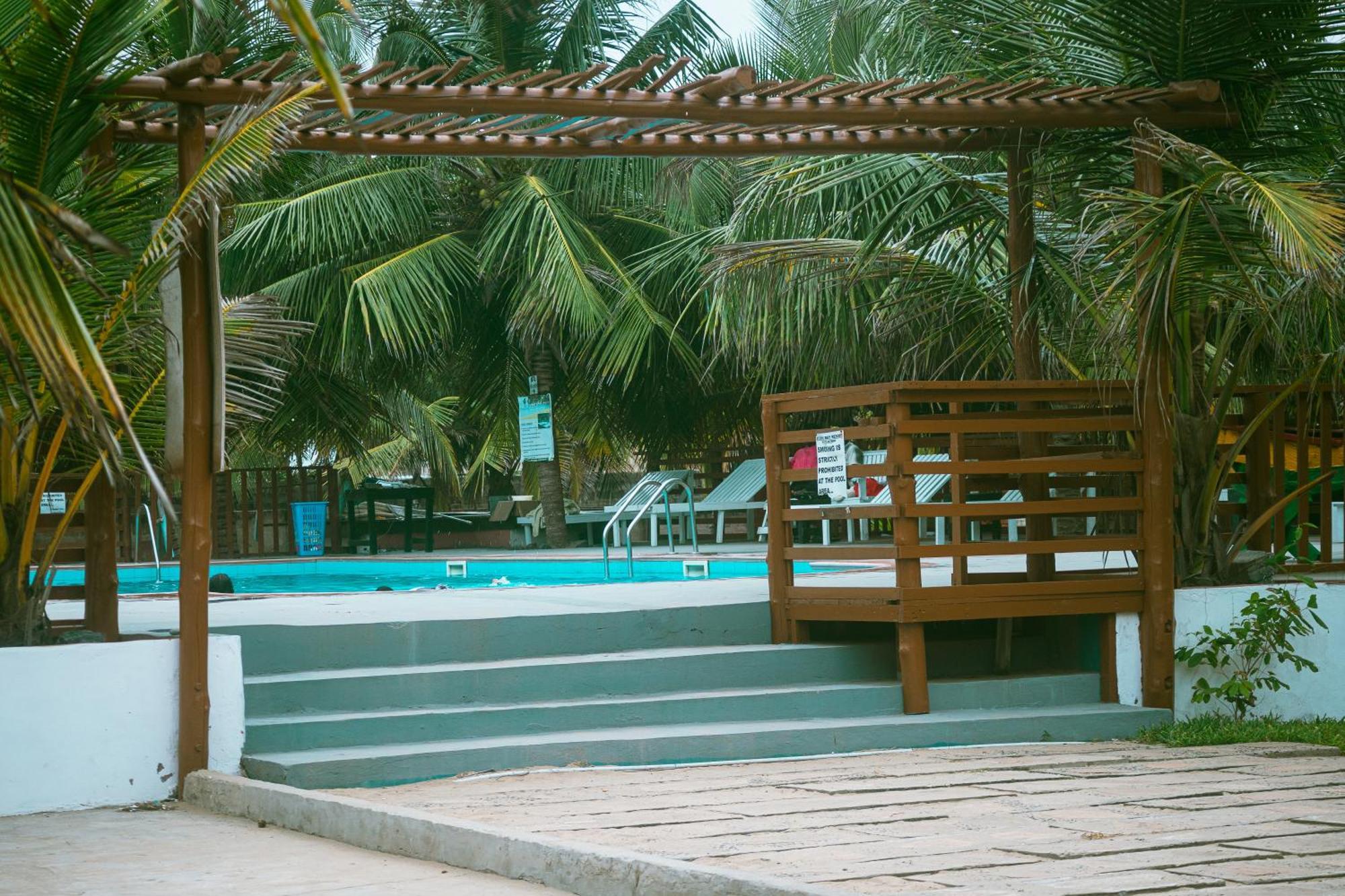 Atlantic Bay Resort, Prampram 外观 照片