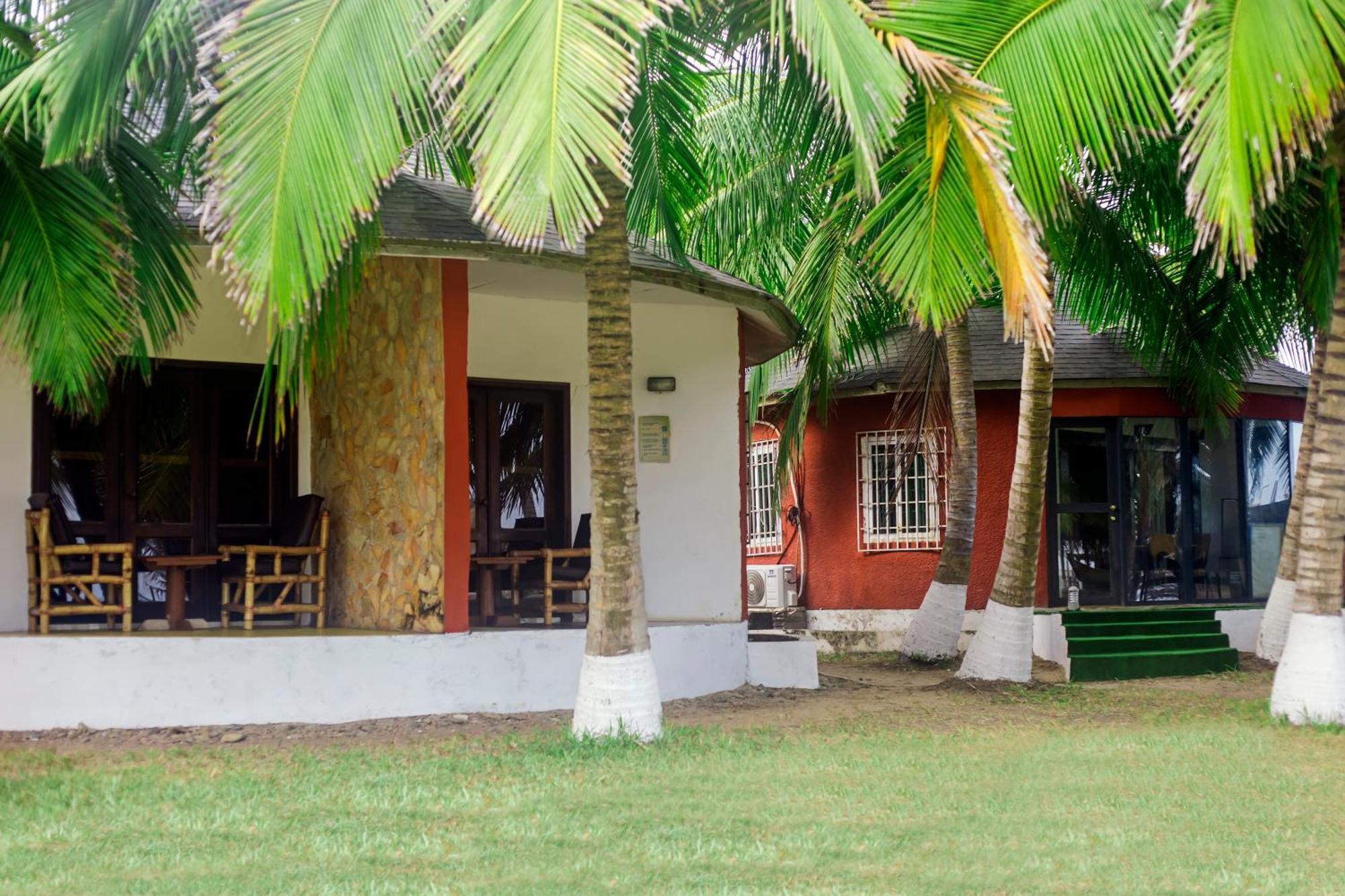 Atlantic Bay Resort, Prampram 外观 照片